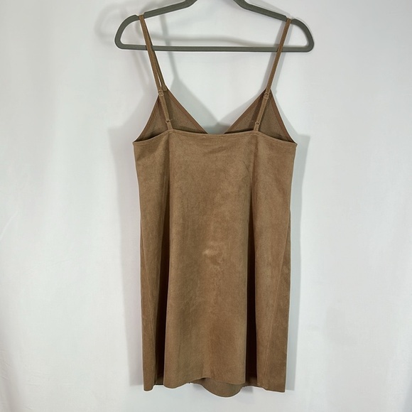 Wilfred Free Vivienne Tan Suede Mini Dress XS - Picture 5 of 5